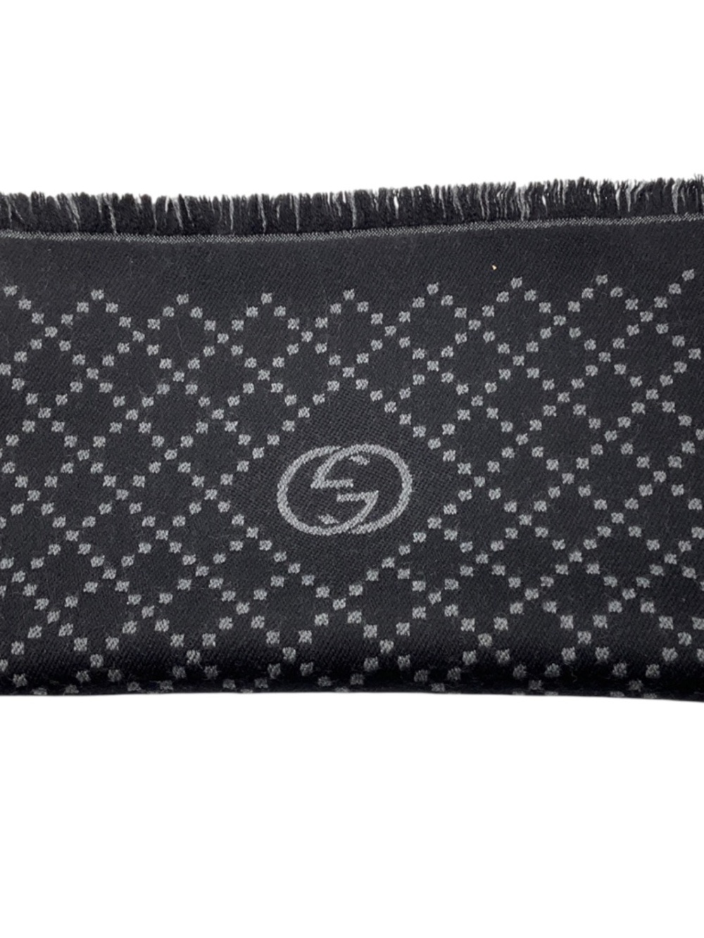 GUCCI BLACK / GREY GG LOGO FRINGED TRIM WOOL SCARF